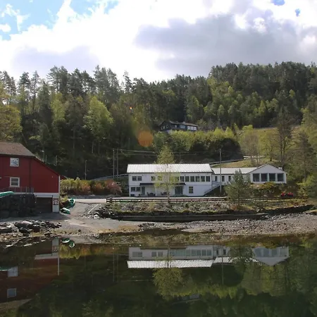 ホテル Saetervika Gjestehus Tysse